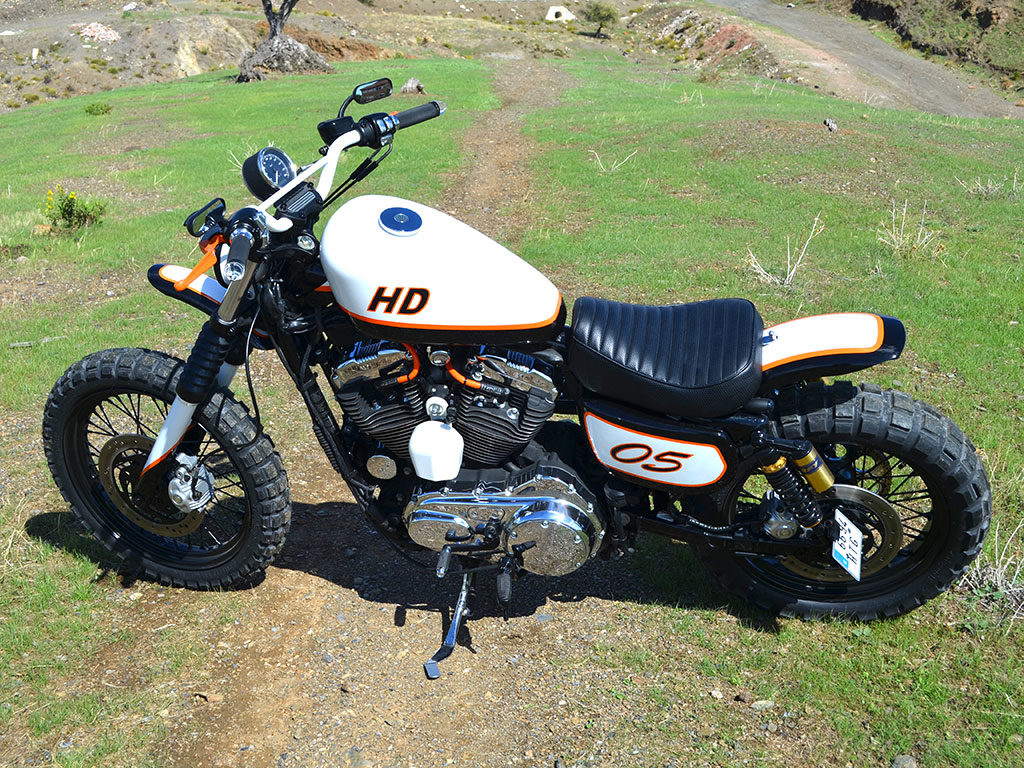 Sportracker, a scrambler by Lord Drake Kustoms