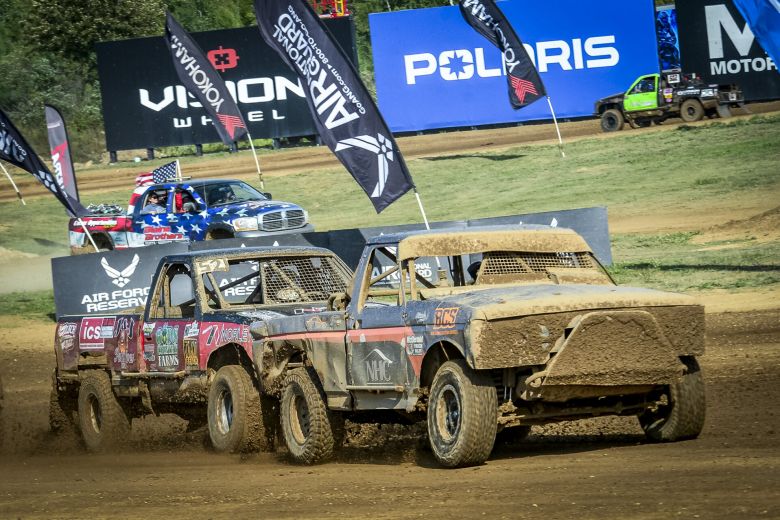 CRANDON ROUND STOCK TRUCK MIR Michael Roth Photo