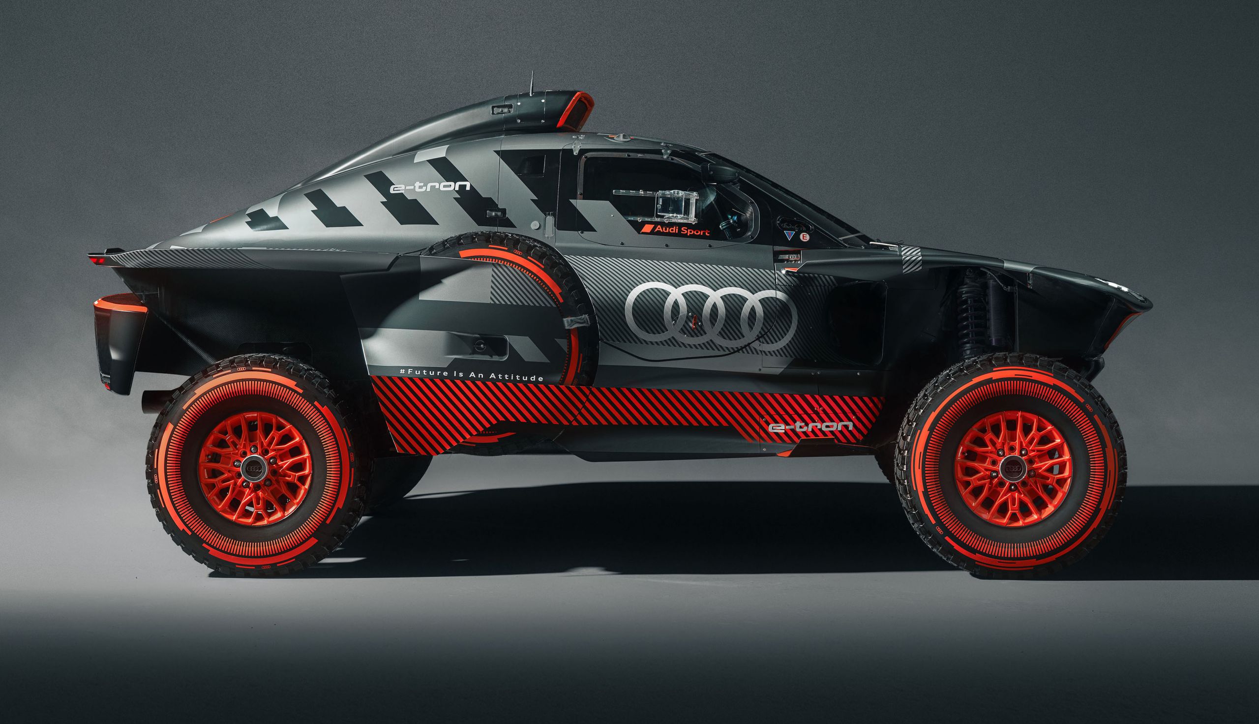 Audi RS Q e tron cutaway side view